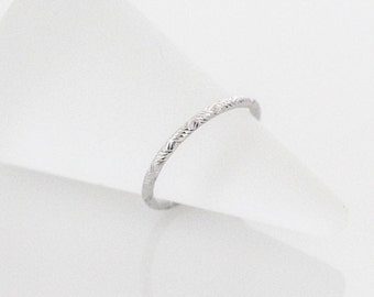 Stardust White Gold Ring