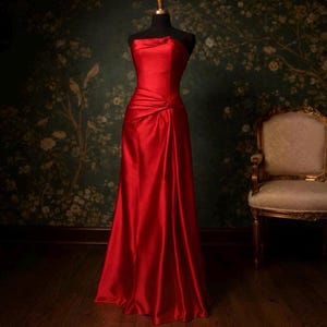 green emerald velvet dress 1930's Beaded Rhinestone Candlelight Silk Trained Old Hollywood Gown