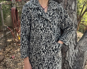 Vintage Snow Leopard Coat 80s 90s Animal Print Coat