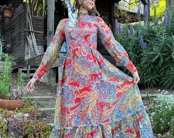 Vintage 1970s Cotton Floral Paisley Print Long Sleeve High Neck Maxi Dress