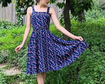 Vintage 1970s Cotton Floral Print Sleeveless Dress