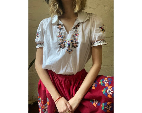 Vintage Cotton Hungarian Embroidered Short Sleeve