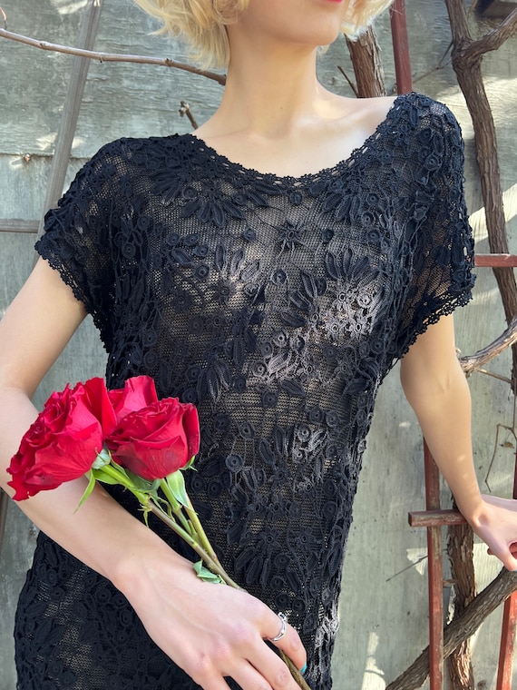Vintage Black Lace Short Sleeve Sheer Midi Dress B