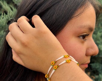 Beaded Sunflower Daisy Chain Dentalium Bracelet