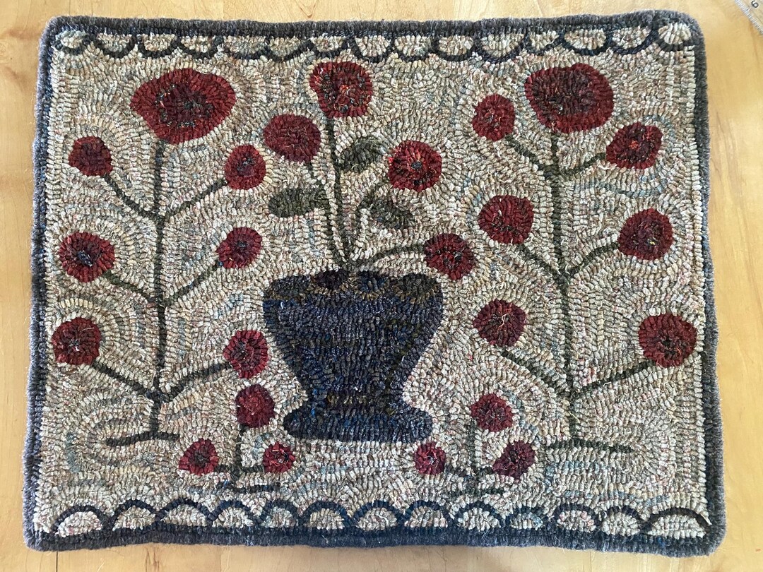 Hooked Rug Primitive Style Roses and Urn - Etsy