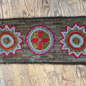 Primitive handmade hooked runner hit or miss background colorful designs geometric fall colors