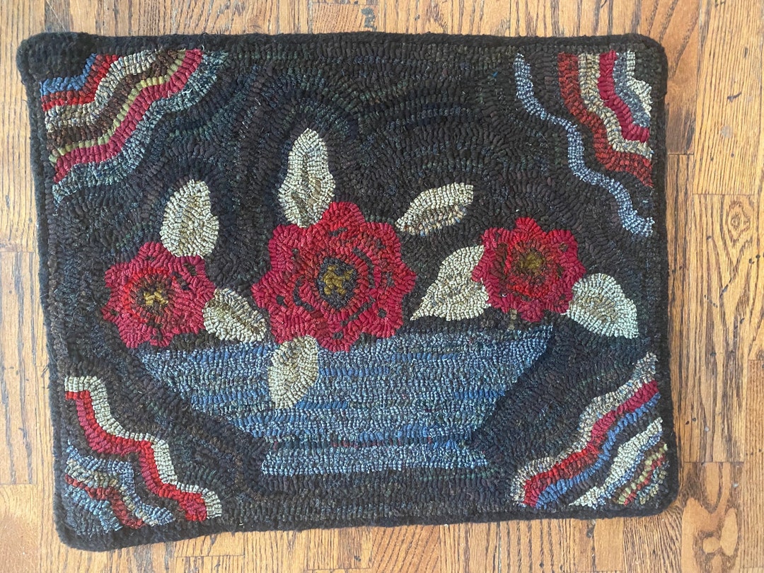 Hooked Rug Primitive Style Roses in Bowl Classic - Etsy