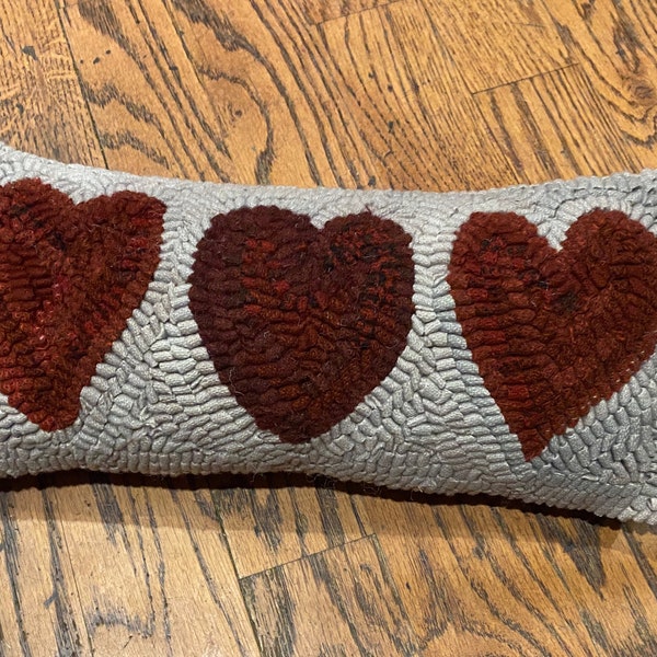 Handmade primitive style hooked rug pillow 3 hearts