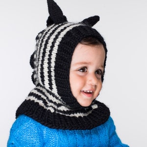 PDF Zebra Balaclava Hat Knitting Pattern zdjęcie 2