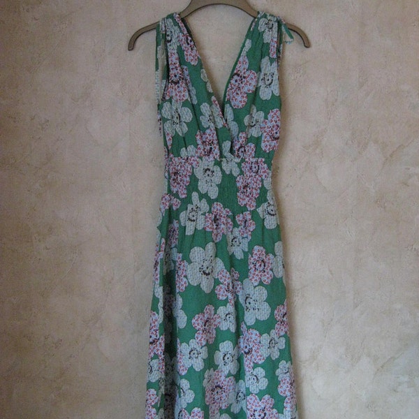 Vintage 1970s Floral Summer Day Dress PRETTY
