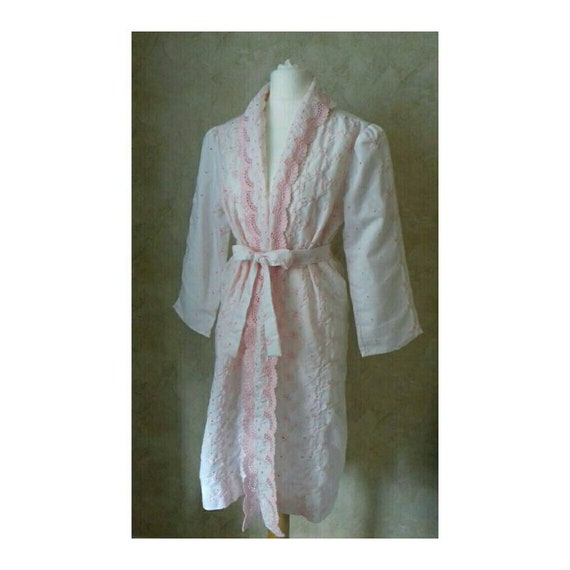 Vintage 70's pink Ruffle lace dressing gown robe s