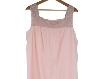 Vintage ARISTOCRAFT 1970s Women's Pink Nylon Lace Yoke Short Nightgown L