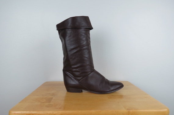 Vintage 1980s Dark Brown Fold Over Boots | Mister