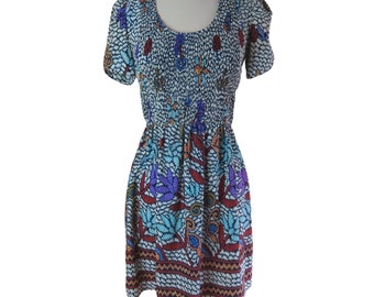 VINTAGE 1970s Printed Mini Dress Smocked Bodice Puff Sleeves