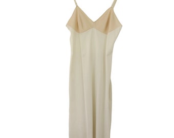 Vintage VANITY FAIR 70s Women's Beige Nylon Polyester Full Dress Slip 34TT