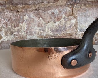 Antike französische Gaillard Kupfer Sauteuse Nr. 2 - Schwere 2,8 mm Profi-Pfanne - Pariser Kupfer - Skulpturale Küchendekoration - c. 1950er Jahre