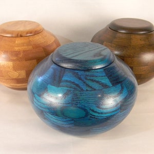 Urn, Wood Urn, Cremation Urn, Urn for Human Ashes, Full Size Urn, Cremate Urn, Turn Wood Urn, Funeral Urn, Pet Urn, Natural Wood Urn