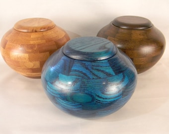 Urn, Wood Urn, Cremation Urn, Urn for Human Ashes, Full Size Urn, Cremate Urn, Turn Wood Urn, Funeral Urn, Pet Urn, Natural Wood Urn