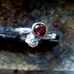 natural red garnet ring, twig engagement ring, branch engagement ring, stackable, sterling silver and 9k gold bezel, january birthstone image 4