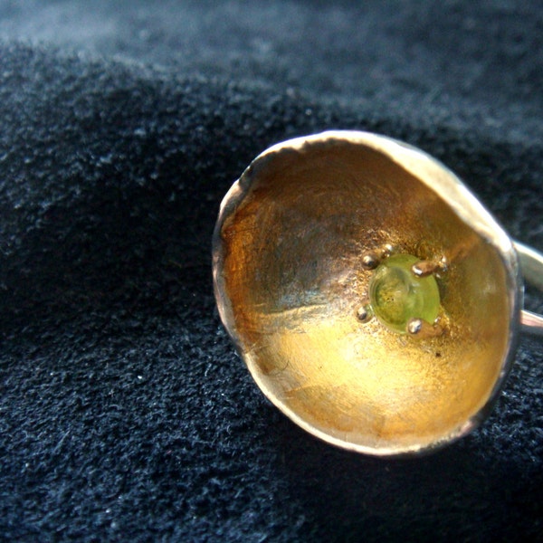 Keumboo Blattgold Peridot Ring, Recycled Feinsilber