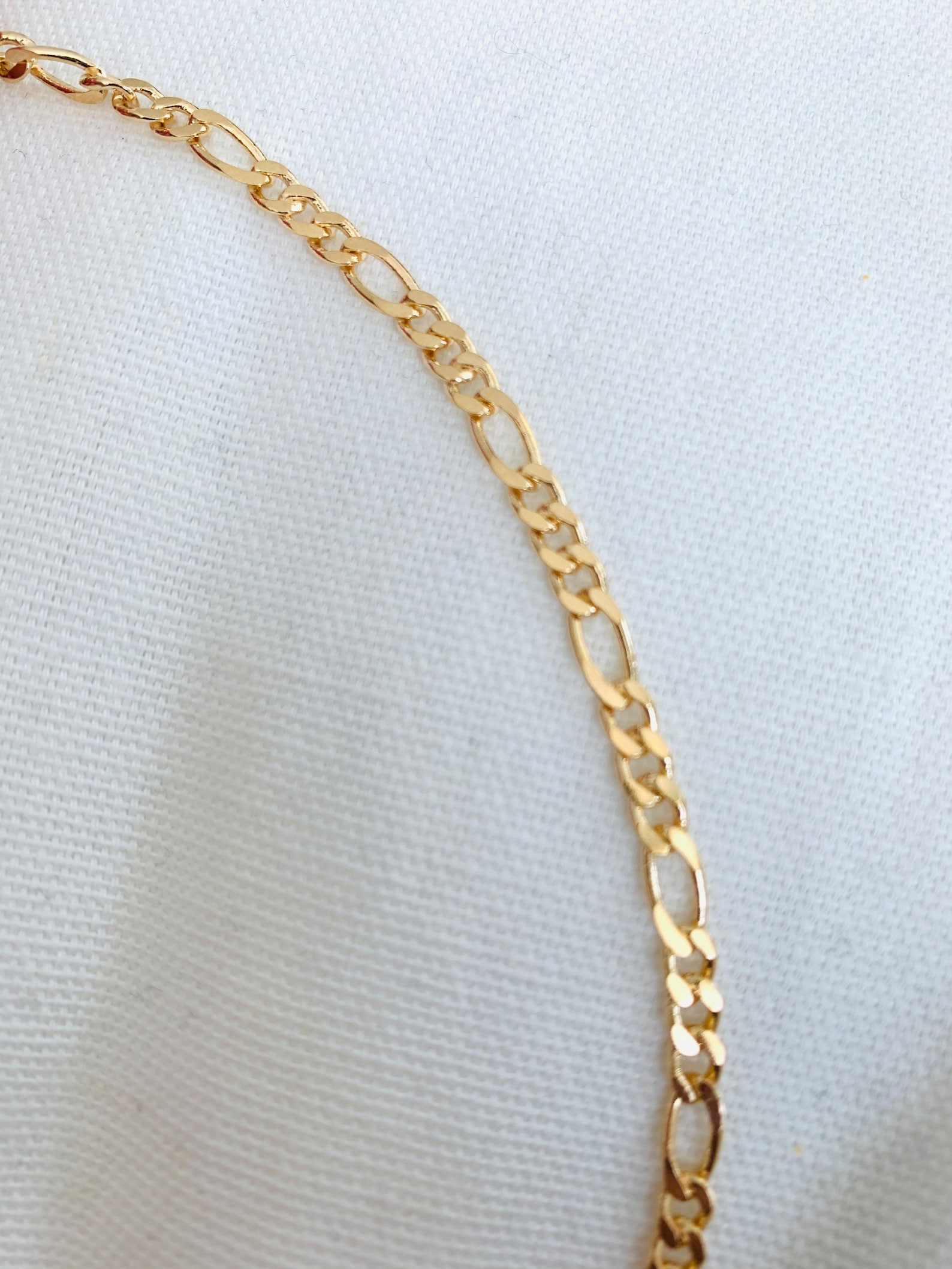 18kt Gold Filled Figaro Bracelet Gold Bracelet Figaro Chain Etsy
