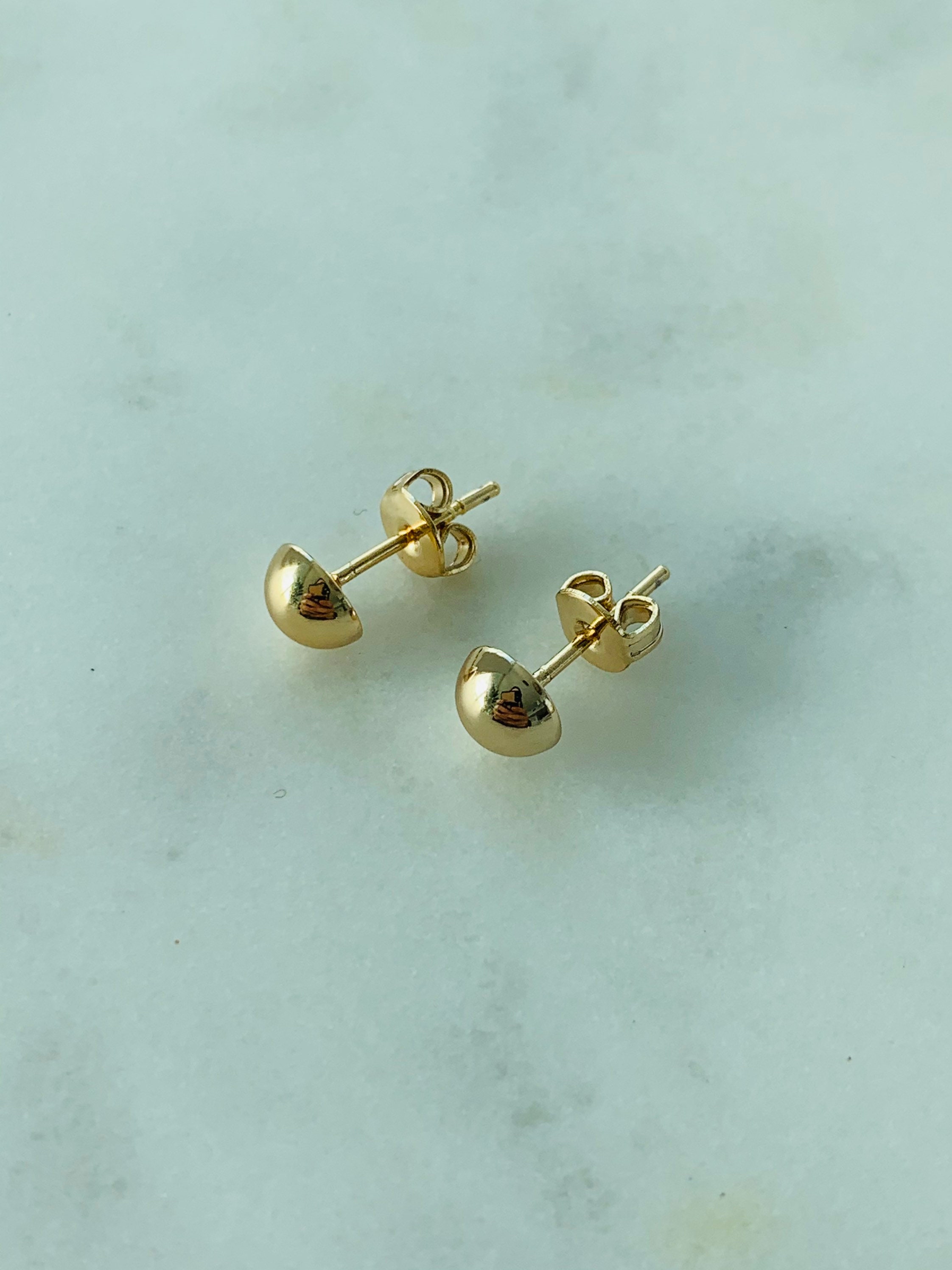 22ct Gold Round Stud Earring | PureJewels UK