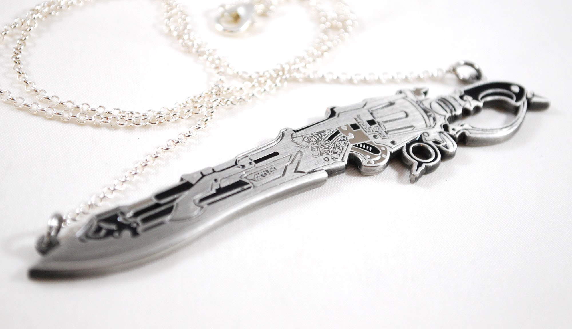 Thancred's Gunblade Enamel Metal as Necklace Keychain or Pin - Etsy