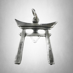 Japanese Torii Gate Shinto Pendant solid sterling silver 925