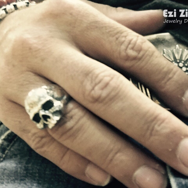 Ezi Zino Crack Skull ring sterling silver 925 From Islands Jewelry Collection
