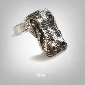 Hippopotamus Head Solid Sterling Silver 925 Oxisized Ring