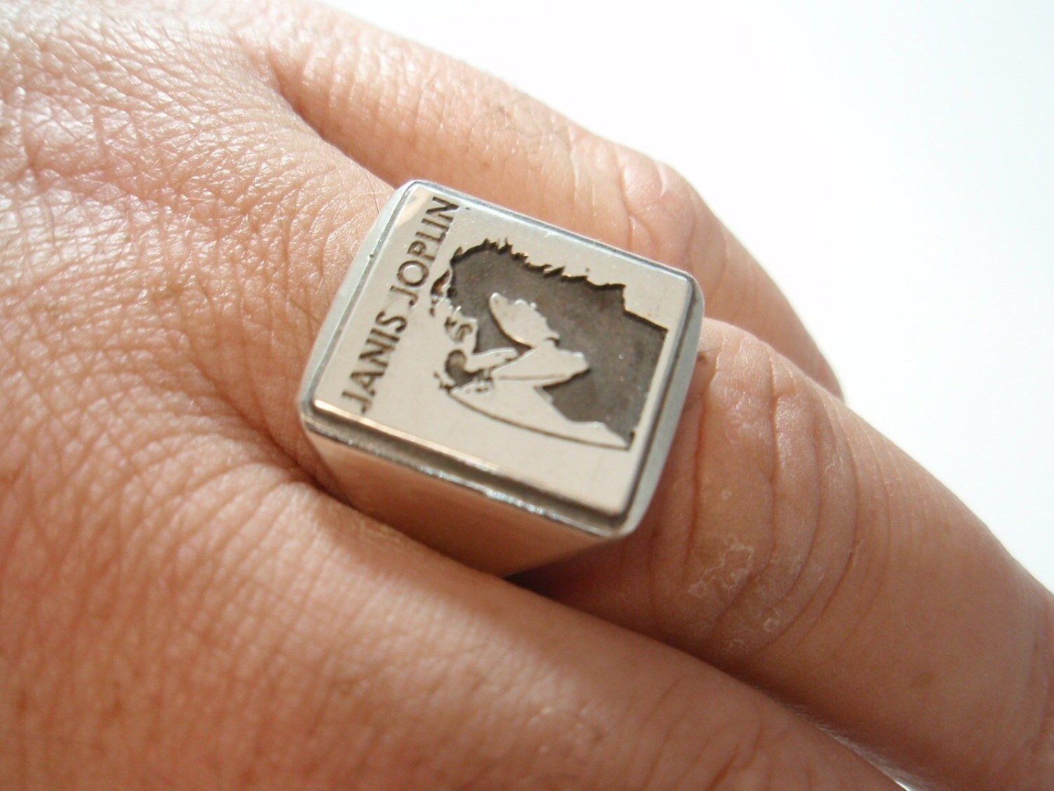 Woodstock 27 Club Ring Solid Sterling Silver 925 Portrait Art