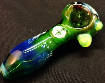 Disc Golf Dichro Image Green Hand Blown Glass Pipe
