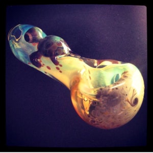 Turtle Critter Hand Blown Glass Pipe || Color Changing Pipe || Ocean Sea Glass Turtles || Sunshine || Pipe || BoGlass Pipes || Bo Glass