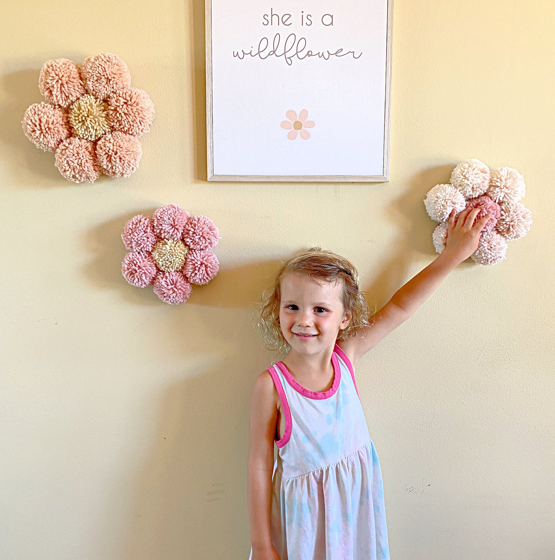 Custom pom pom wall flowerspom pom wall daisies pom pom Etsy