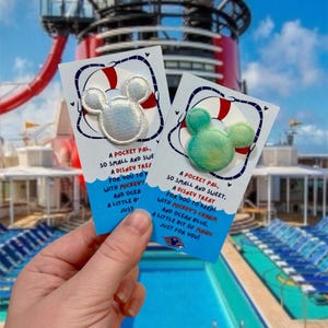 Regalo de Mickey Pocket Pal para cruceros de Disney / Sorpresa de extensor de pescado