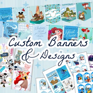 Könnte beinhalten: Eine Sammlung von individuellen Bannern und Designs mit Disney-Charakteren und -Themen. Das Bild zeigt Wimpelbanner mit verschiedenen Disney-bezogenen Phrasen und Charakteren, zusammen mit Geschenkanhängern und anderen dekorativen Elementen. Der Text "Custom Banners & Designs" ist deutlich sichtbar.
