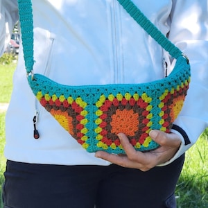 Crochet Bum Bag, Fanny Bag, Granny Square Bag, Small Crossbody Bag,  Sling Bag for Women, Chest Bag, Crochet Fanny Bag, Crochet Crossbody