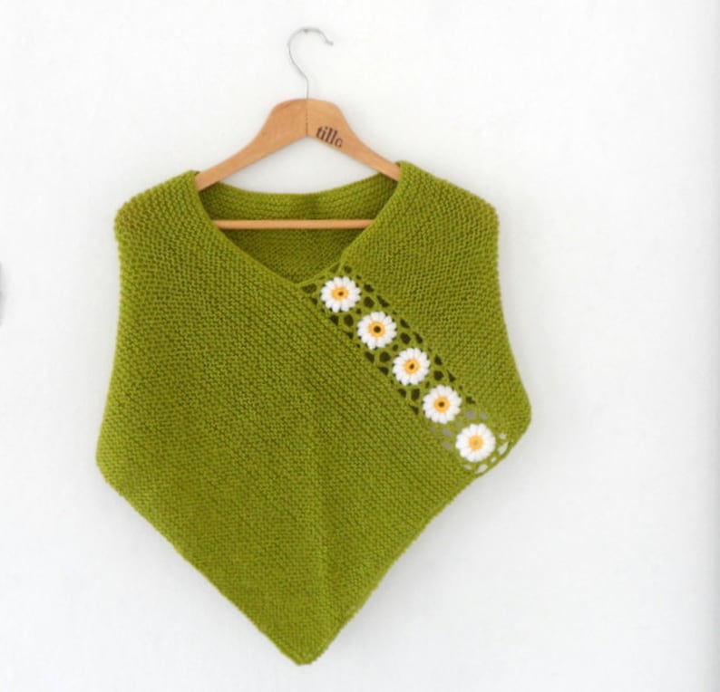 Green Poncho with Daisy Flowers, Wool Green Shawl Wrap, Holiday Fashion, Spring Poncho image 4