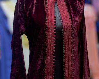 Veste kimono marocaine en velours bordeaux brodée à la main - unisexe