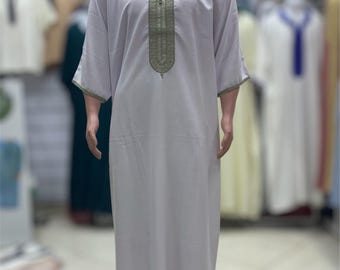 Marockansk Gandoura i linne för män: Traditionell broderad kaftan - Ramadan, bröllop