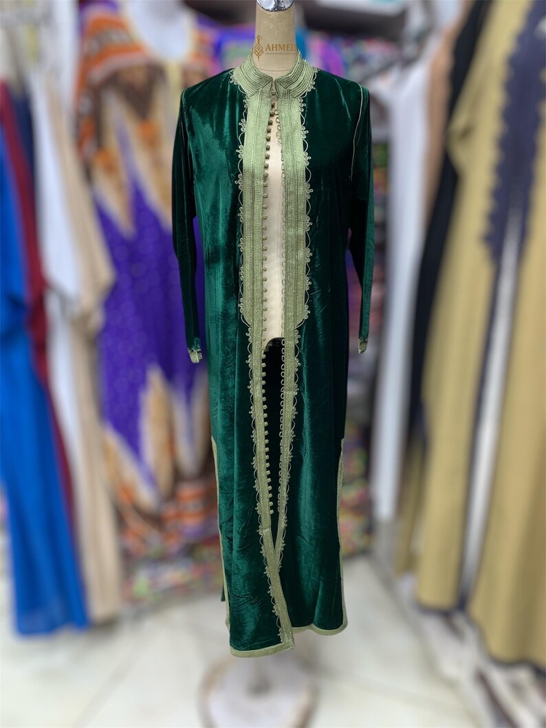 Kaftan Femme Marocain en Velours - Parfait pour Occasions Spéciales image 4