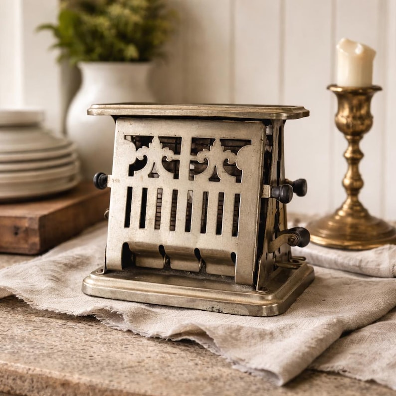 Antique Universal Electric Toaster Early 1900s Industrial Kitchen Decor ...