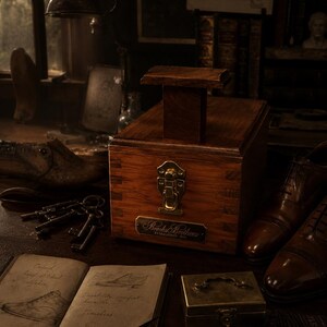 Shoe Shine Valet Box - Etsy display picture 1