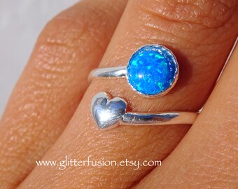 Blue Faux Opal & Silver Heart Boho Chic Wrap Ring, Minimalist Opalescent Blue Bohemian Statement Ring, Glitter Fusion Unique Summer Jewelry