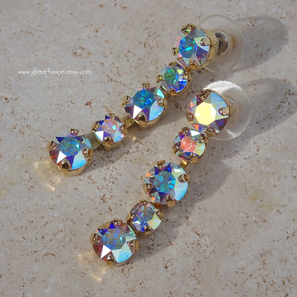 Ethonica Royal Blue Sapphire And Diamond Dangle Earrings In 18 Karat Gold For Sale At - Foto 6