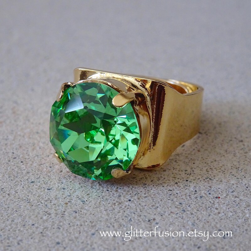 Swarovski Peridot Ring - Etsy
