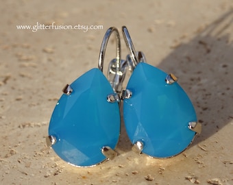 Orecchini a goccia in cristallo Swarovski blu opale caraibico, orecchini da damigella a forma di pera in cristallo opalescente blu sirena, Glitter Fusion
