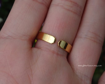 エメラルド スワロフスキー クッションカット クリスタル