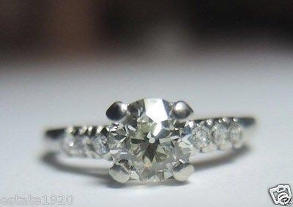 Antique Art Deco Diamond Platinum Engagement Ring… - image 1