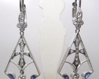 Antike Art Deco Vintage-Diamant Platin Kreuz Ohrringe EGL USA Beurteilung 5,900.00 Fleu De Lis religiösen ca. 1930
